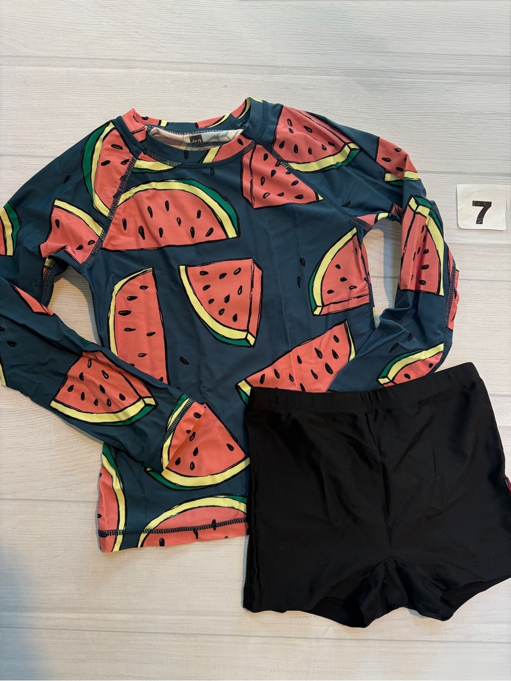 Tea collection Long-Sleeve Watermelon Rash Guard Set